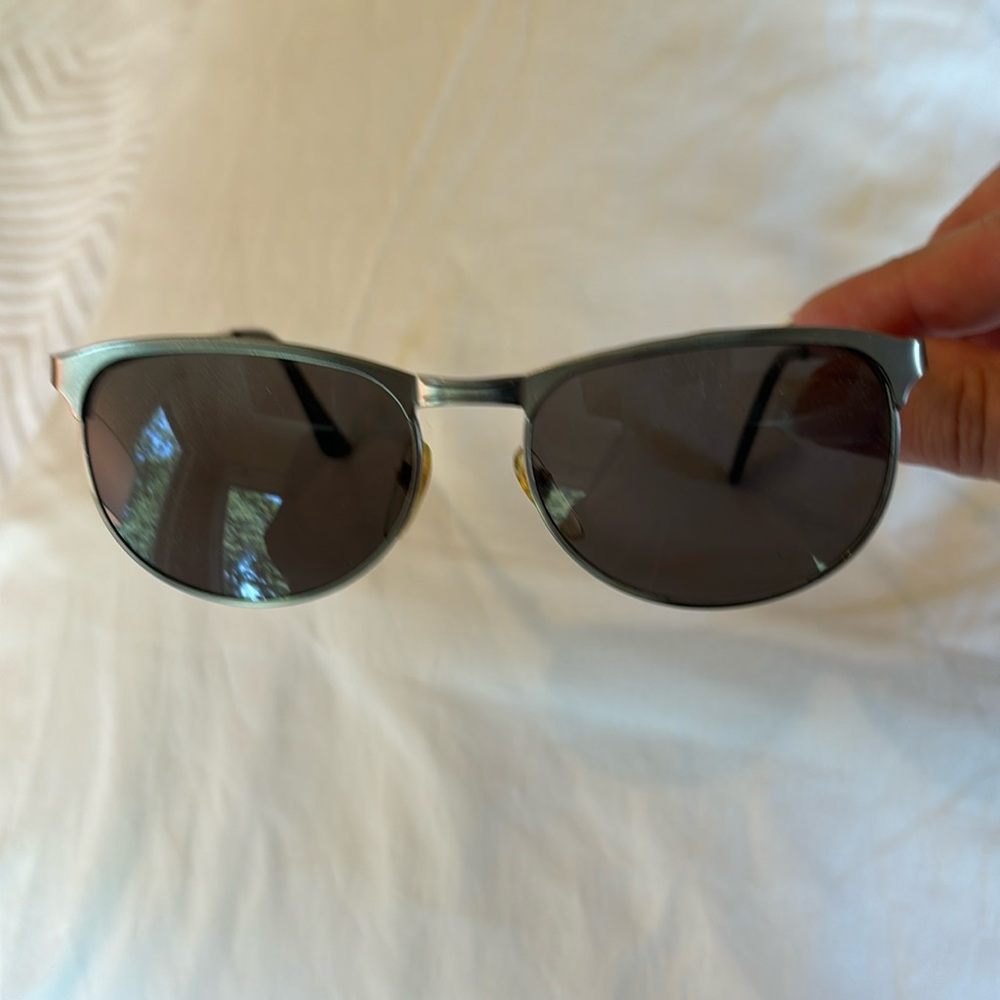 Unisex Silver Framed Sunglasses